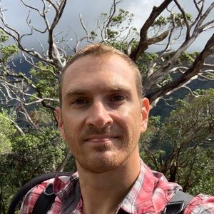 Meet your Posher, Travis